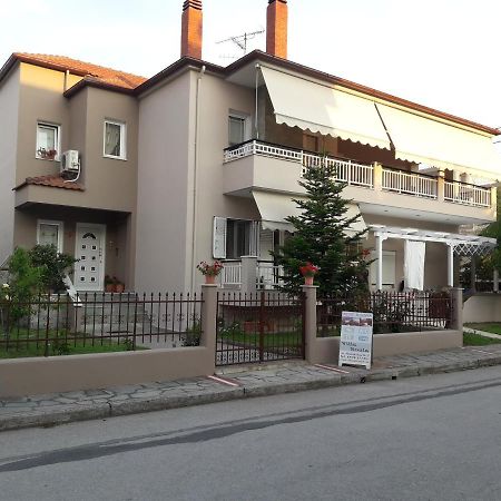 Villa Soula เนอาวรัสนา ภายนอก รูปภาพ
