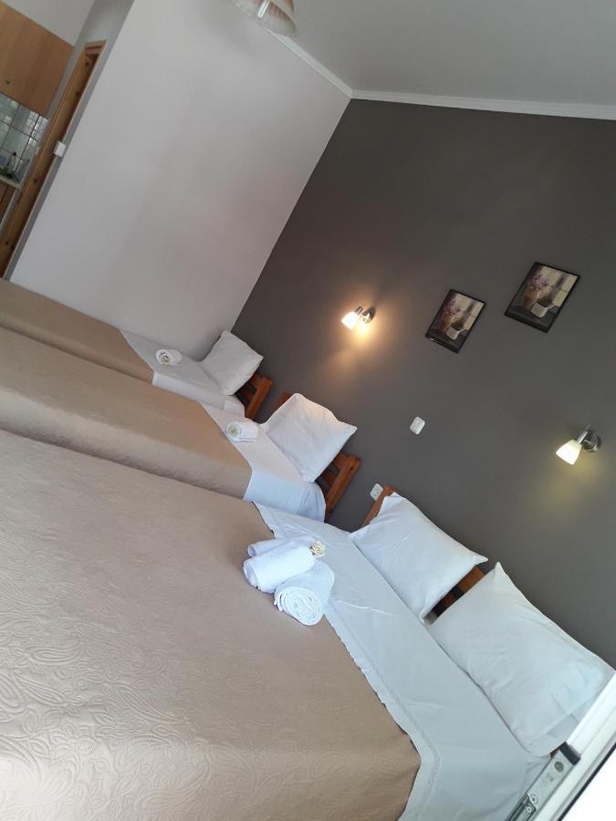 Villa Soula เนอาวรัสนา ภายนอก รูปภาพ
